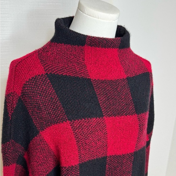 Tahari Wool Medium Blend Long-Sleeved Pullover Turtleneck Sweater - Picture 4 of 6